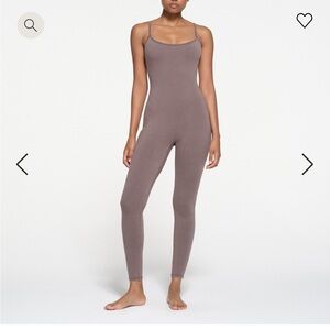 Skims, new with tags XS